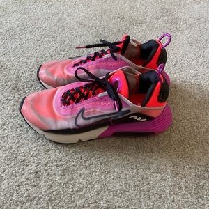Nike Air Max 2090‎ Womens Pink Iced Lilac Crimson Sneakers  Mens 9.5 women Sz 11
